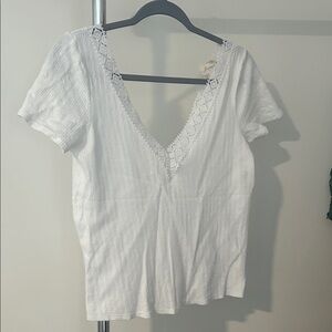 Sézane White Lace-Trim Ribbed V-Neck Women's Top